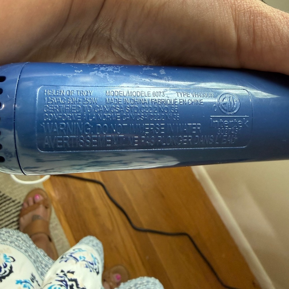 Helen of Troy Hot Air Brush Styler Curling Brush Blue Tested Model 6073 - Picture 5 of 7